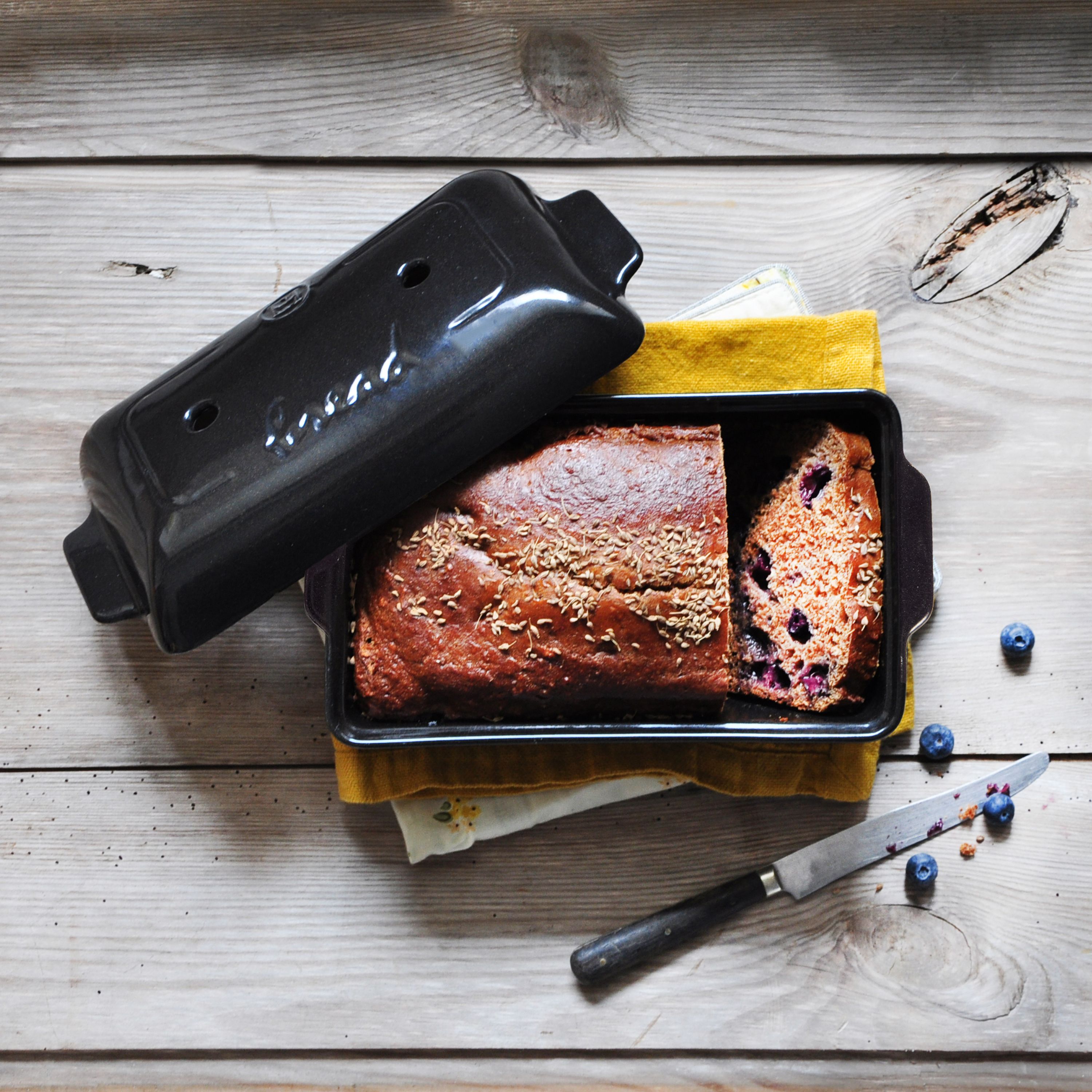 Emile Henry Brotform