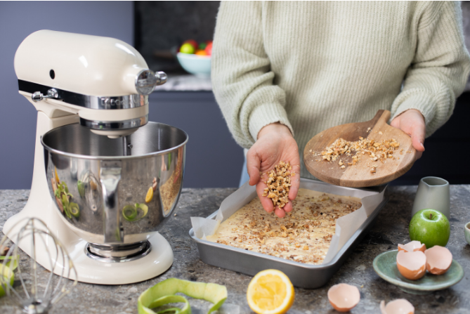 KitchenAid 4,8 L 5KSM185 Artisan Küchenmaschine Beginnerset Artisan Gemüseschneider+Flexirührer